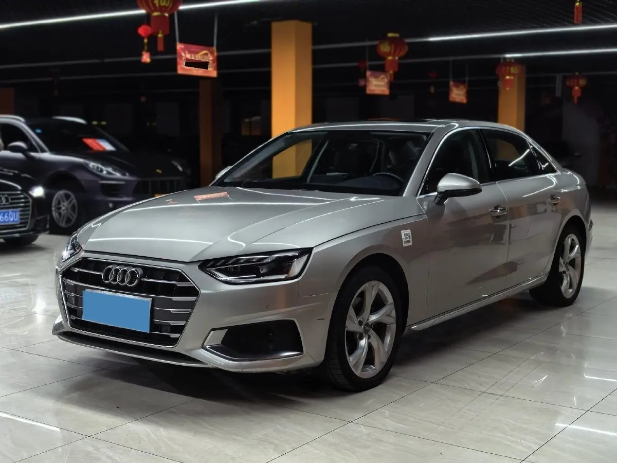 2020 Audi A4L 2.0T 190HP L4 7DCT,autocango,china used car exporter,china ev exporter,chinese used car exporter,chinese used ev exporter
