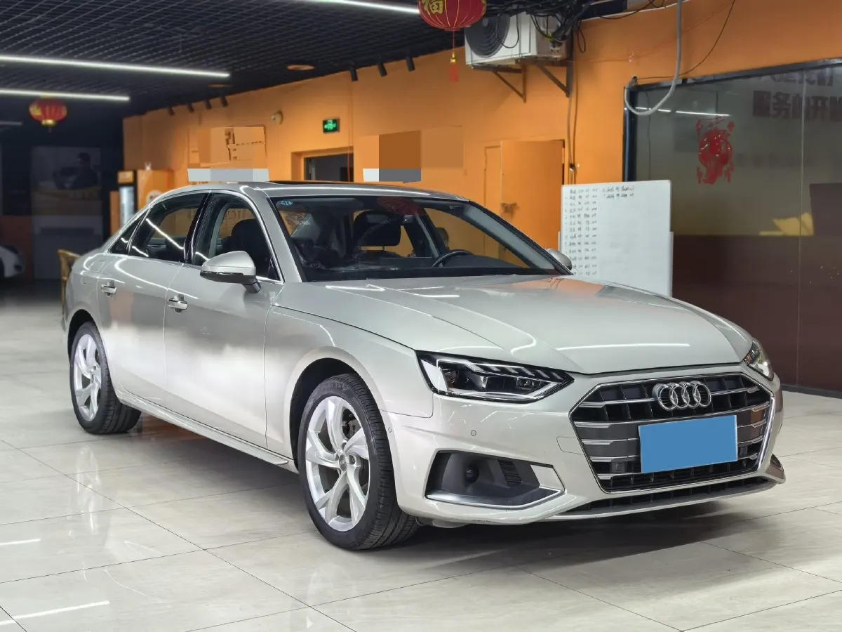 2020 Audi A4L 2.0T 190HP L4 7DCT,autocango,china used car exporter,china ev exporter,chinese used car exporter,chinese used ev exporter