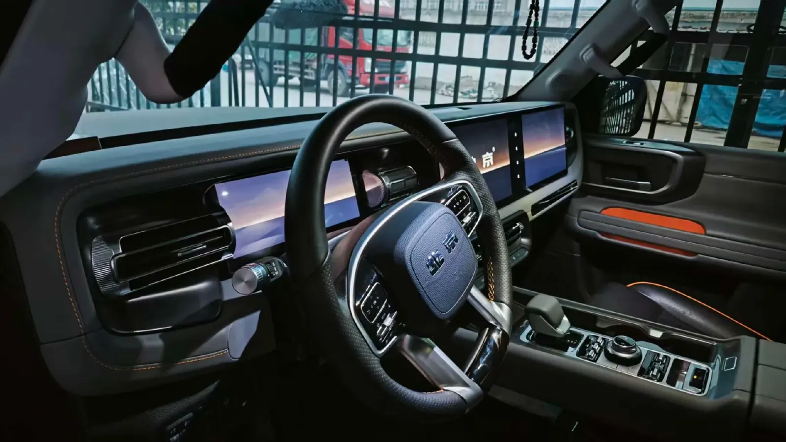 2026 Beijing BJ40 2.0T 245HP L4 8AT,autocango,china used car exporter,china ev exporter,chinese used car exporter,chinese used ev exporter