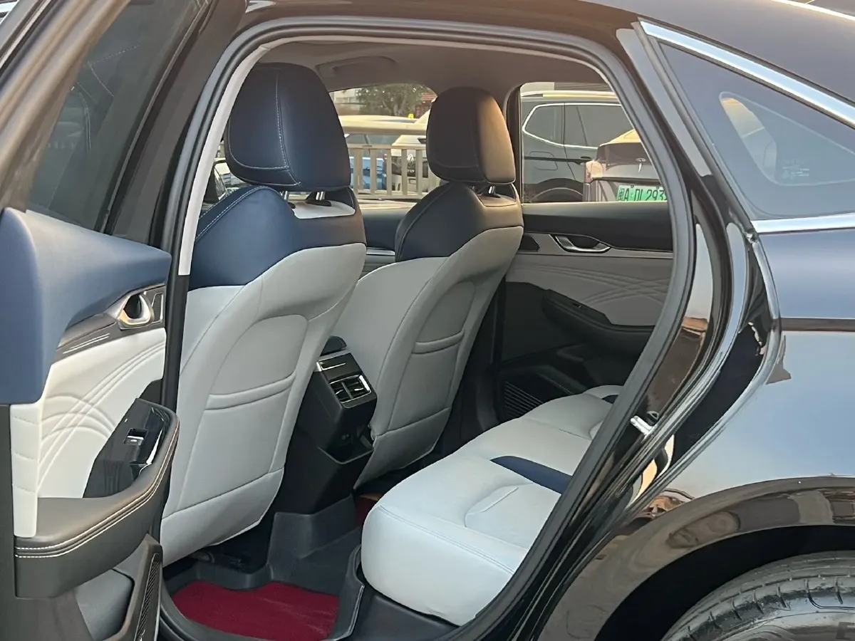 2023 Geely Preface 2.0T 190HP L4 7DCT,autocango,china used car exporter,china ev exporter,chinese used car exporter,chinese used ev exporter