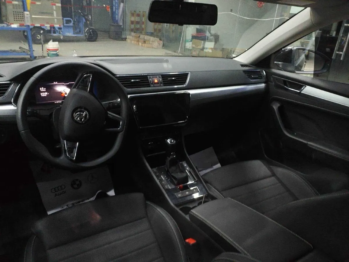 2024 Skoda Superb 1.4T 150HP L4 7DCT,autocango,china used car exporter,china ev exporter,chinese used car exporter,chinese used ev exporter