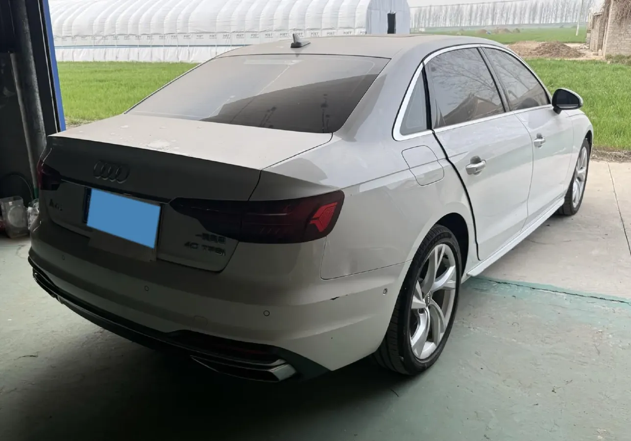 2020 Audi A4L 2.0T 190HP L4 7DCT,autocango,china used car exporter,china ev exporter,chinese used car exporter,chinese used ev exporter