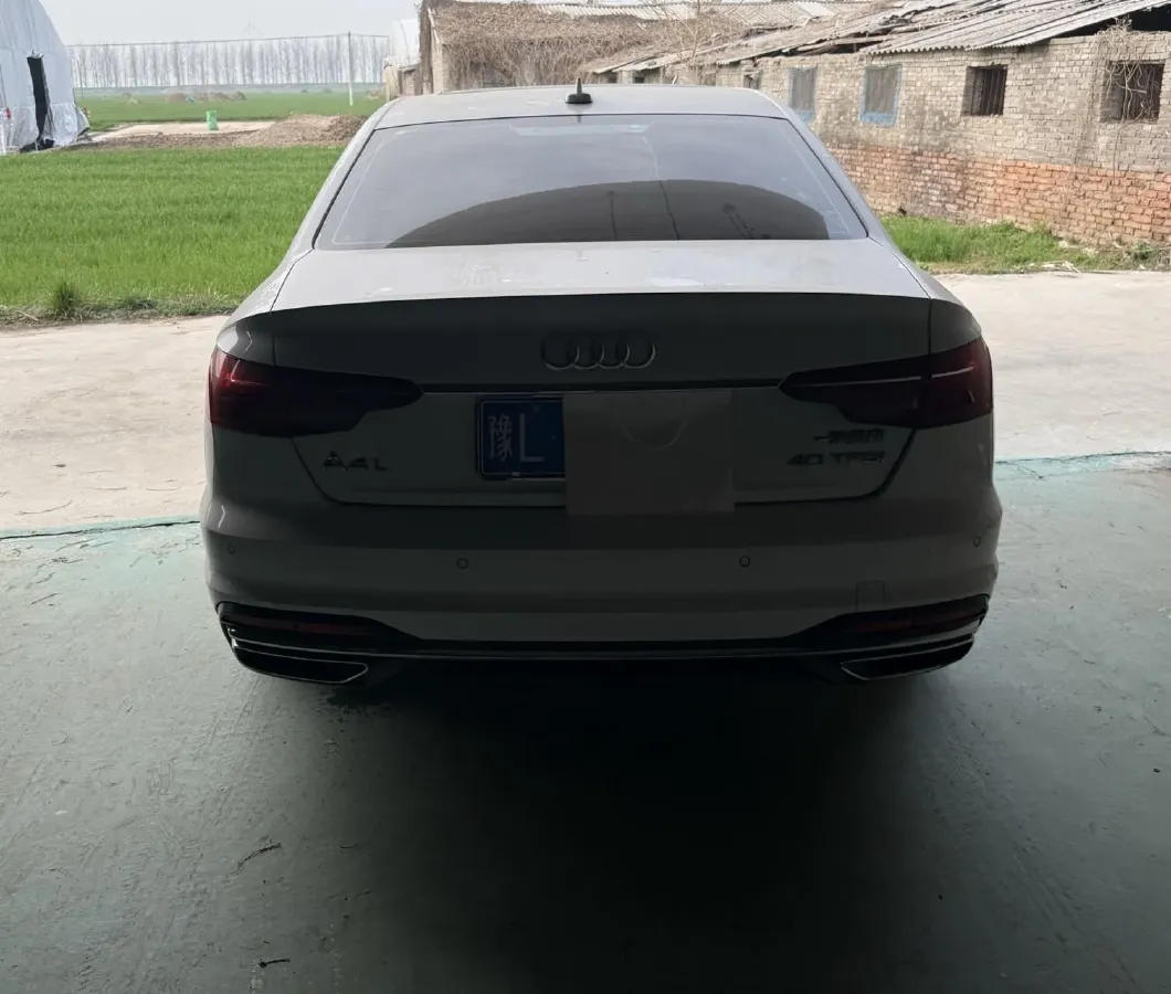 2020 Audi A4L 2.0T 190HP L4 7DCT,autocango,china used car exporter,china ev exporter,chinese used car exporter,chinese used ev exporter