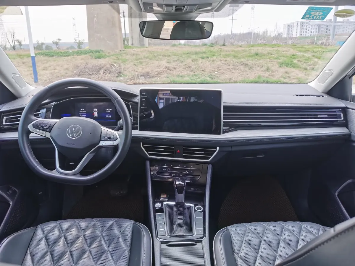 2022 Volkswagen Sagitar 1.2T 116HP L4 7DCT,autocango,china used car exporter,china ev exporter,chinese used car exporter,chinese used ev exporter