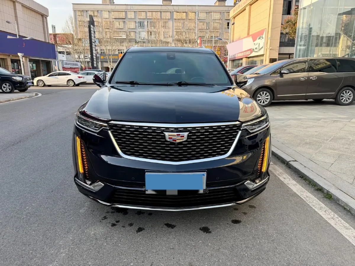 2022 Cadillac XT6 2.0T 237HP L4 9AT,autocango,china used car exporter,china ev exporter,chinese used car exporter,chinese used ev exporter