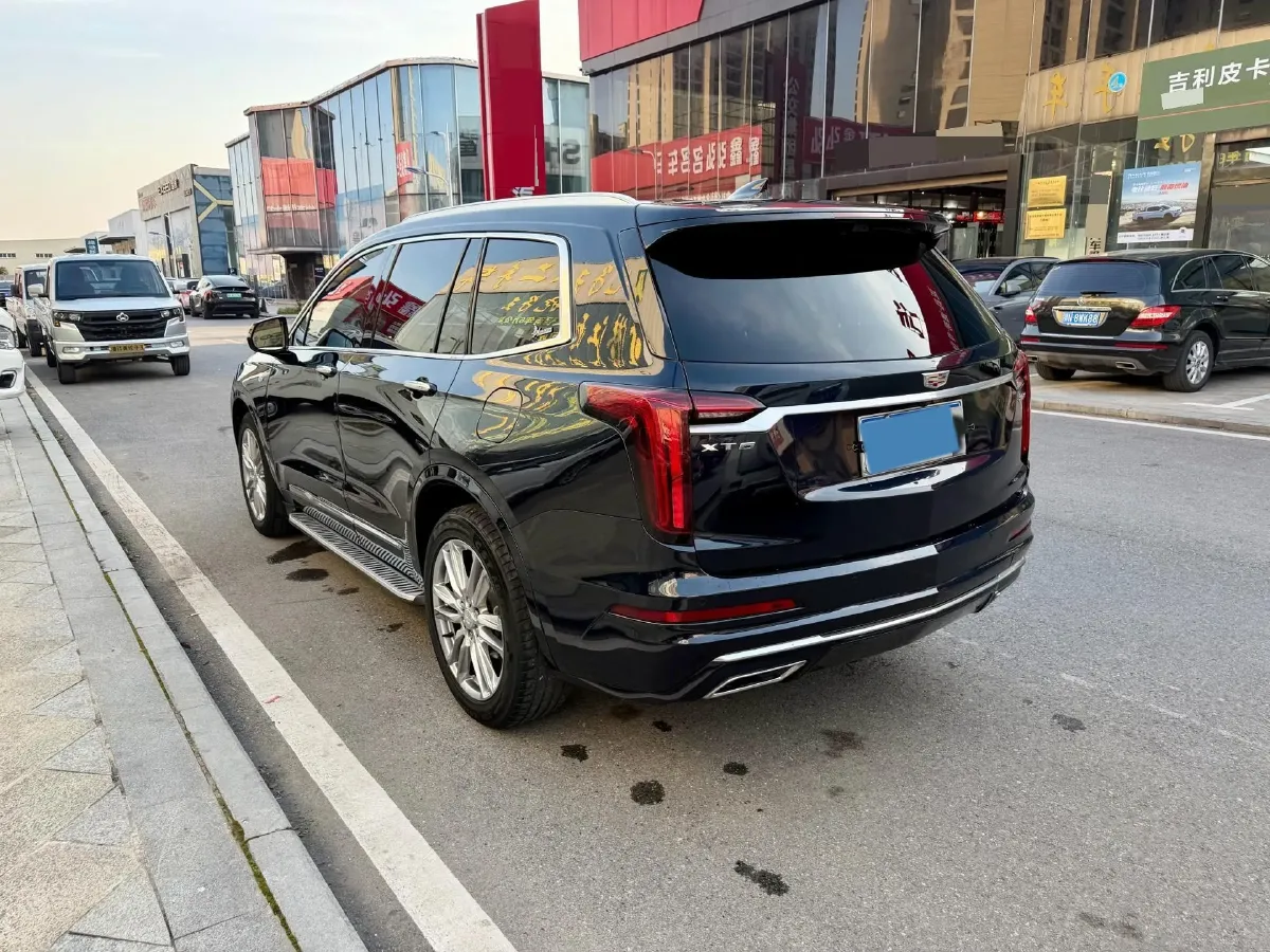 2022 Cadillac XT6 2.0T 237HP L4 9AT,autocango,china used car exporter,china ev exporter,chinese used car exporter,chinese used ev exporter