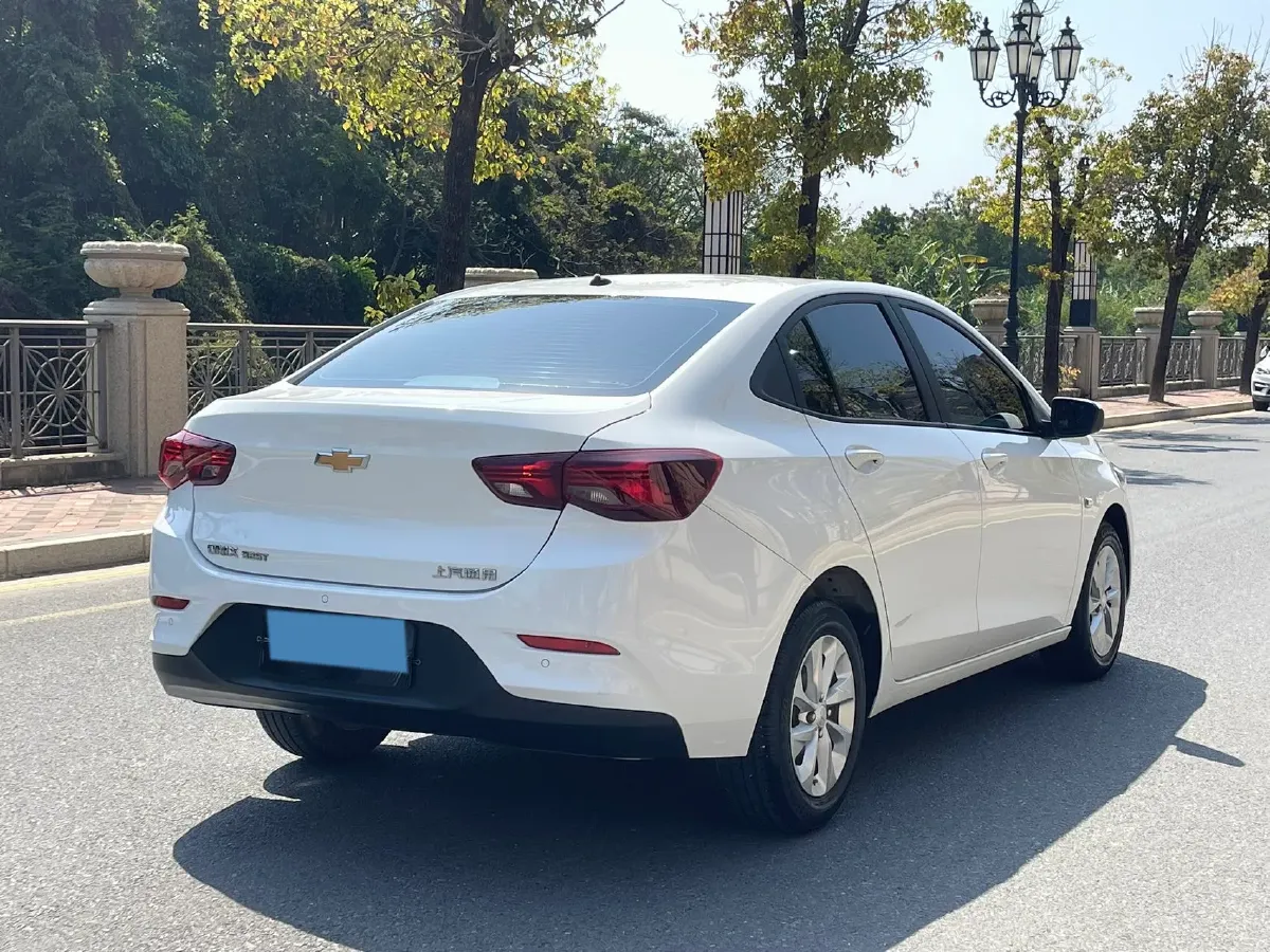 2022 Chevrolet Cavalier 1.0T 125HP L3 6AT,autocango,china used car exporter,china ev exporter,chinese used car exporter,chinese used ev exporter