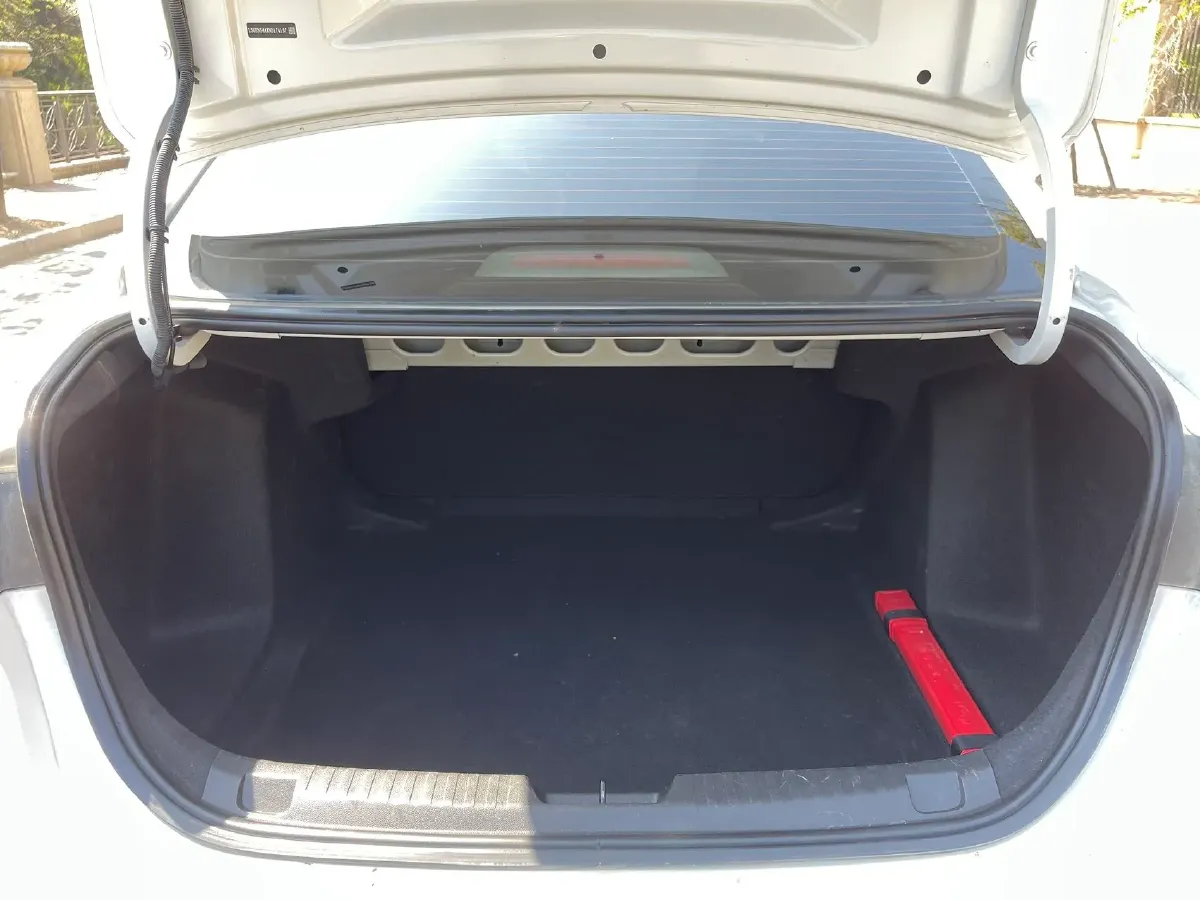 2022 Chevrolet Cavalier 1.0T 125HP L3 6AT,autocango,china used car exporter,china ev exporter,chinese used car exporter,chinese used ev exporter