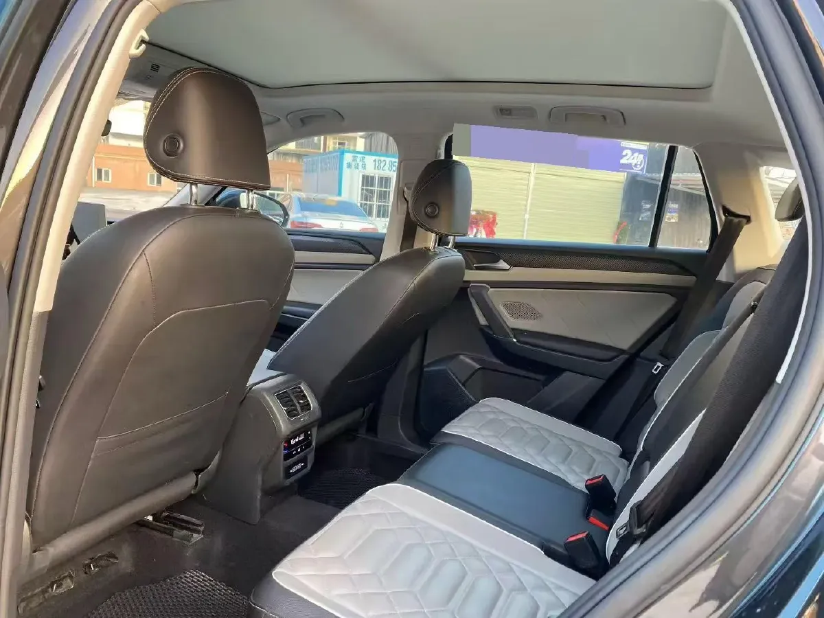 2023 Volkswagen Tayron 2.0T 186HP L4 7DCT,autocango,china used car exporter,china ev exporter,chinese used car exporter,chinese used ev exporter