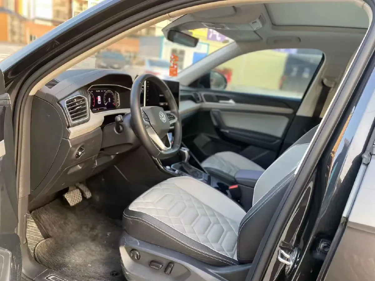 2023 Volkswagen Tayron 2.0T 186HP L4 7DCT,autocango,china used car exporter,china ev exporter,chinese used car exporter,chinese used ev exporter