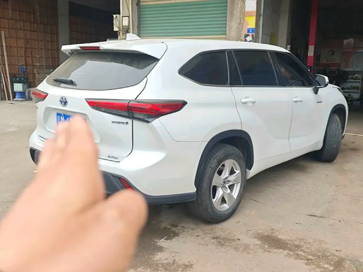 2022 Toyota Highlander 2.5L 192HP L4 E-CVT Hybrid,autocango,china used car exporter,china ev exporter,chinese used car exporter,chinese used ev exporter