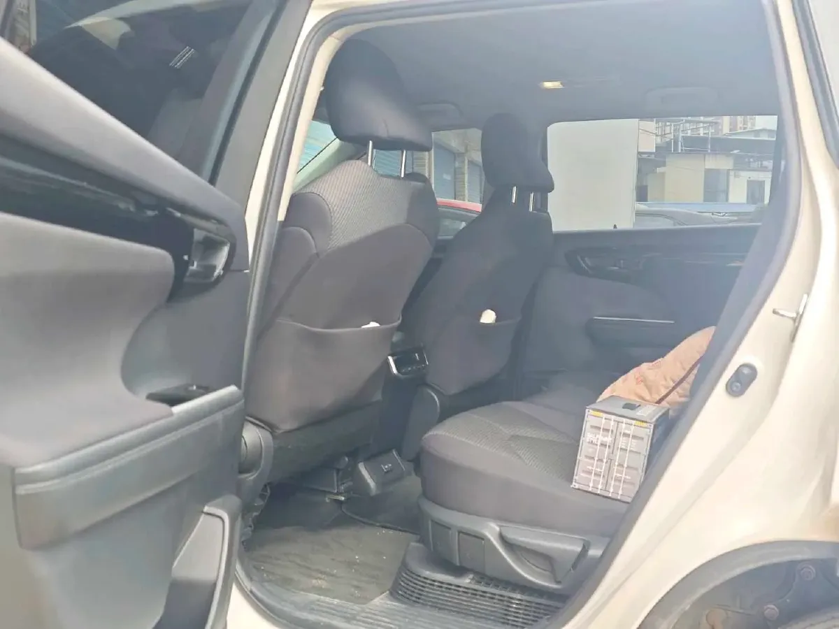 2022 Toyota Highlander 2.5L 192HP L4 E-CVT Hybrid,autocango,china used car exporter,china ev exporter,chinese used car exporter,chinese used ev exporter