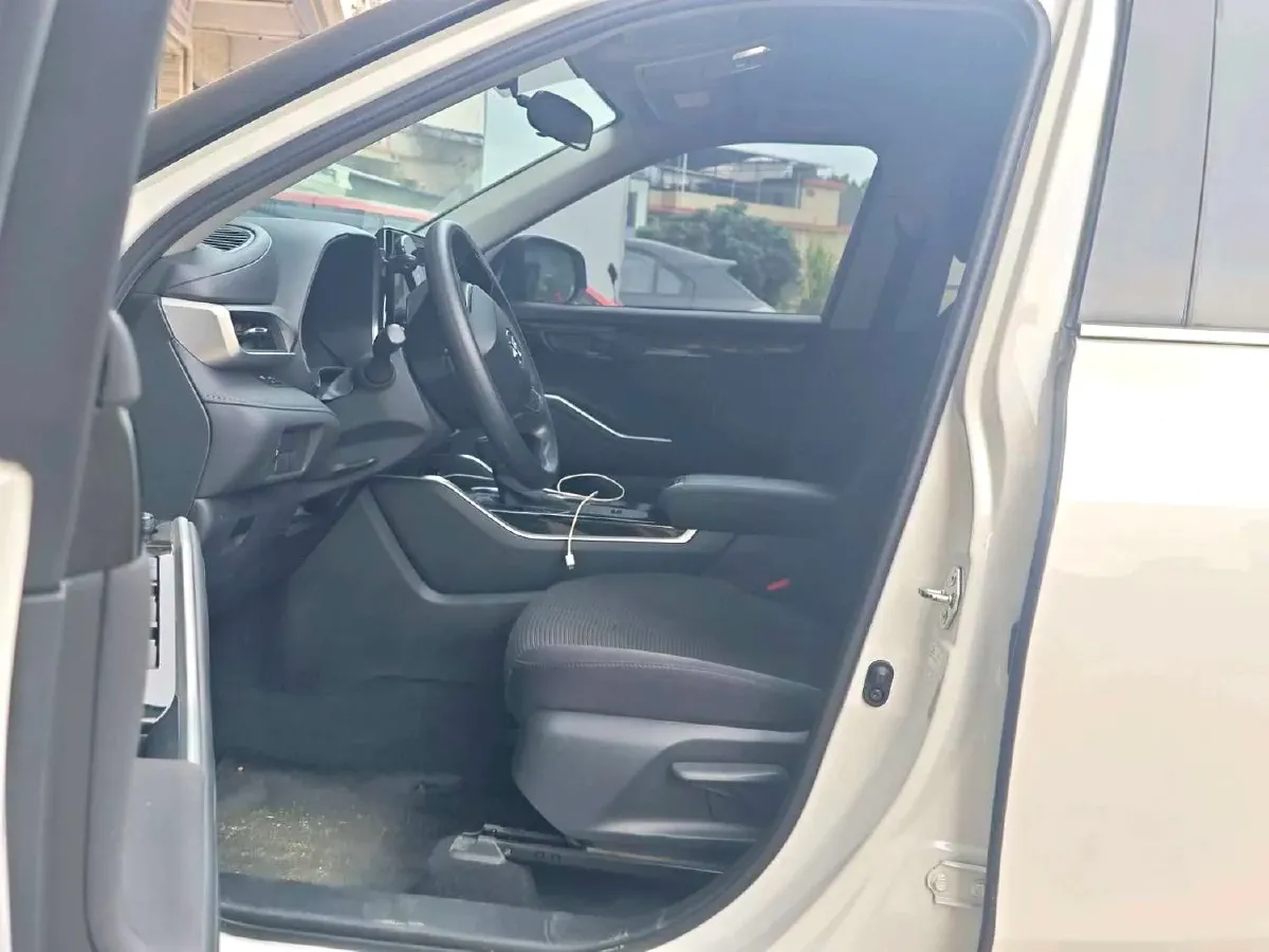 2022 Toyota Highlander 2.5L 192HP L4 E-CVT Hybrid,autocango,china used car exporter,china ev exporter,chinese used car exporter,chinese used ev exporter