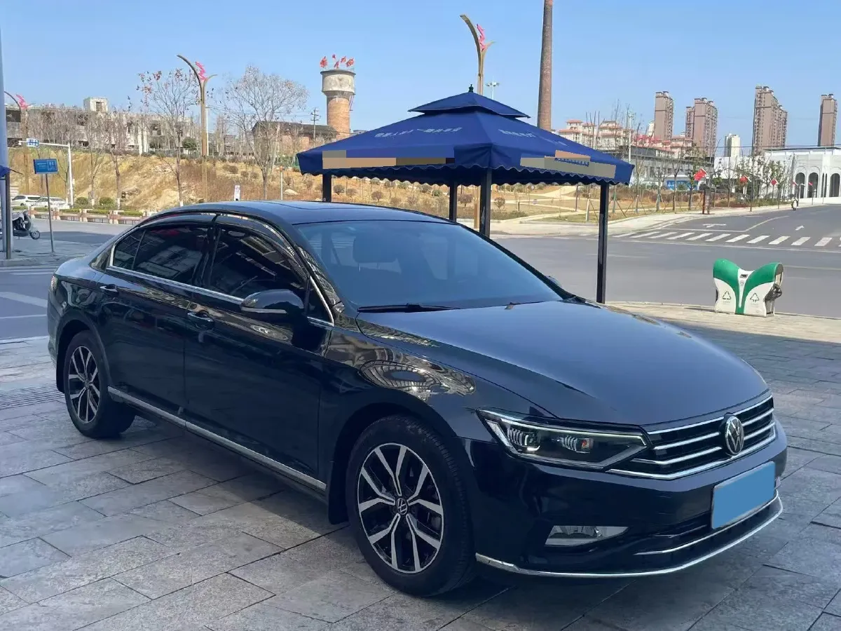 2020 Volkswagen Magotan 2.0T 186HP L4 7DCT,autocango,china used car exporter,china ev exporter,chinese used car exporter,chinese used ev exporter