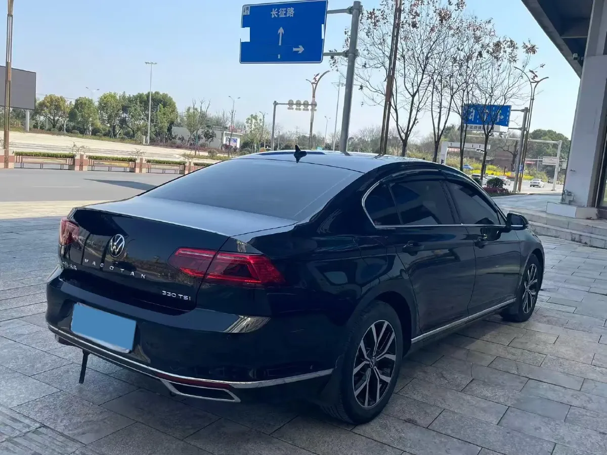 2020 Volkswagen Magotan 2.0T 186HP L4 7DCT,autocango,china used car exporter,china ev exporter,chinese used car exporter,chinese used ev exporter