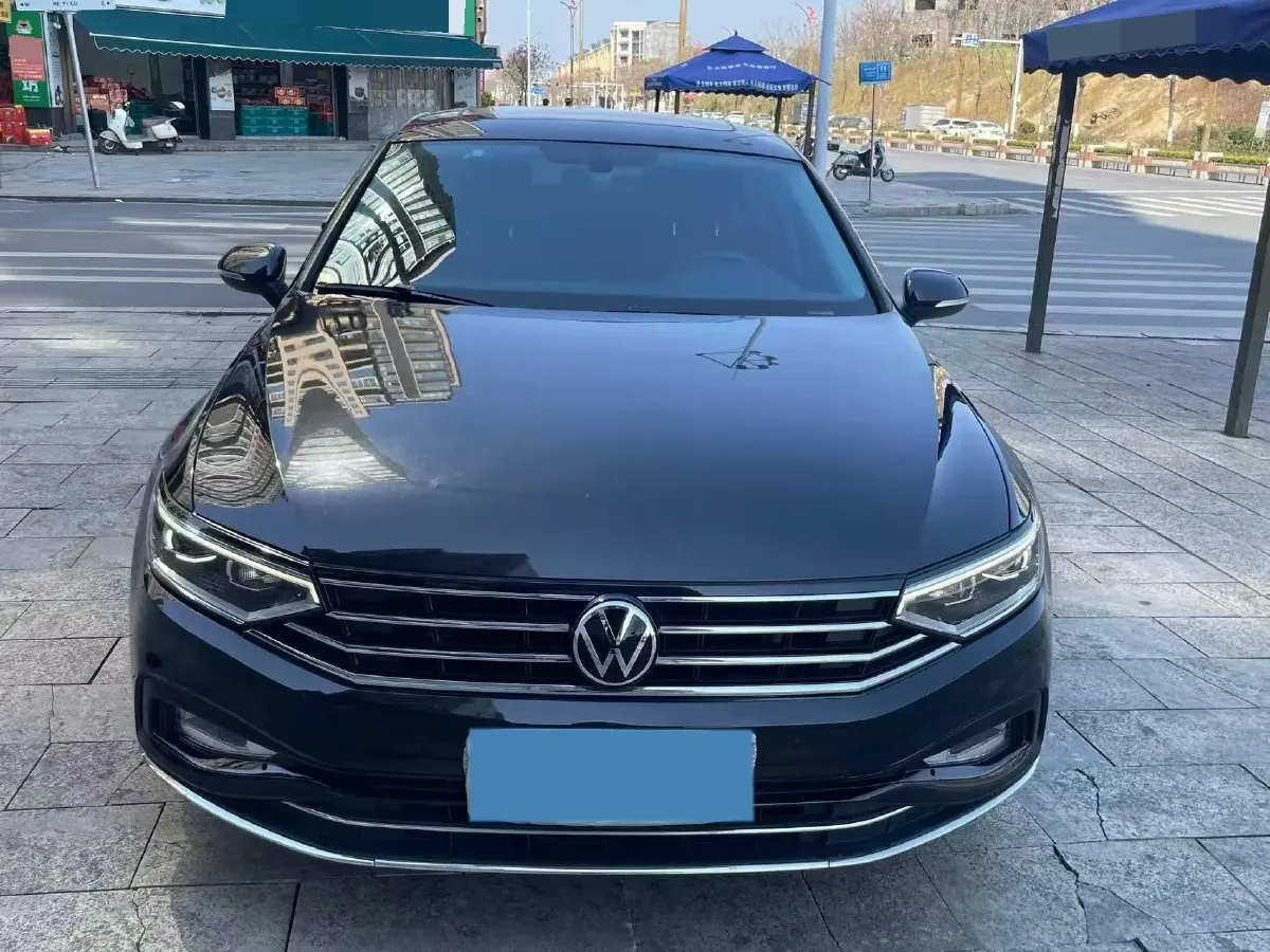 2020 Volkswagen Magotan 2.0T 186HP L4 7DCT,autocango,china used car exporter,china ev exporter,chinese used car exporter,chinese used ev exporter