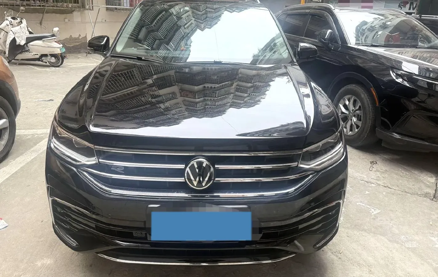 2024 Volkswagen Tiguan L 2.0T 186HP L4 7DCT,autocango,china used car exporter,china ev exporter,chinese used car exporter,chinese used ev exporter