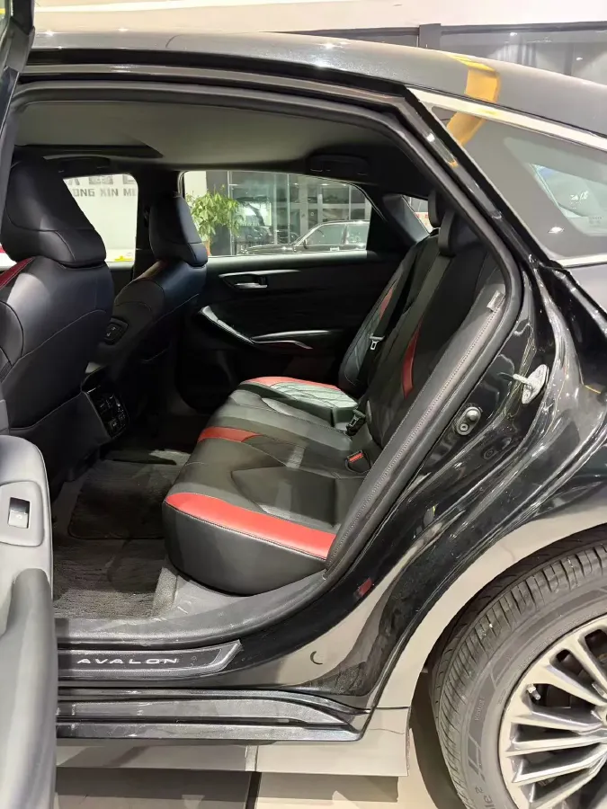 2021 Toyota Avalon 2.5L 209HP L4 8AT,autocango,china used car exporter,china ev exporter,chinese used car exporter,chinese used ev exporter