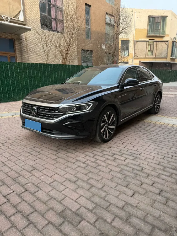 2023 Volkswagen Passat 2.0T 186HP L4 7DCT,autocango,china used car exporter,china ev exporter,chinese used car exporter,chinese used ev exporter