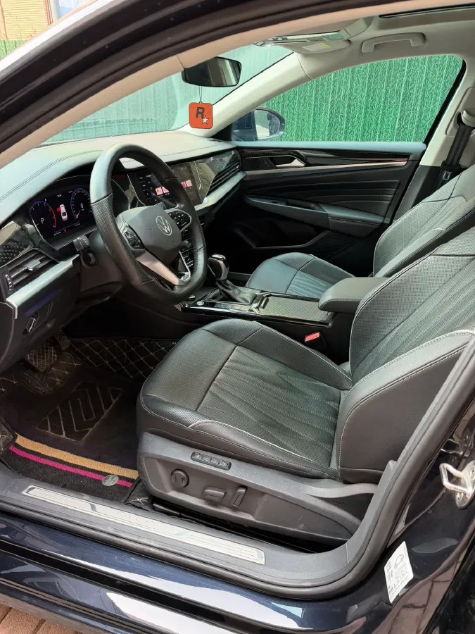 2023 Volkswagen Passat 2.0T 186HP L4 7DCT,autocango,china used car exporter,china ev exporter,chinese used car exporter,chinese used ev exporter