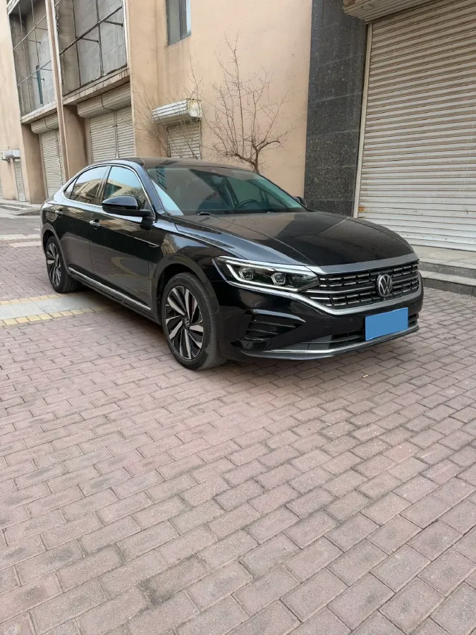 2023 Volkswagen Passat 2.0T 186HP L4 7DCT,autocango,china used car exporter,china ev exporter,chinese used car exporter,chinese used ev exporter