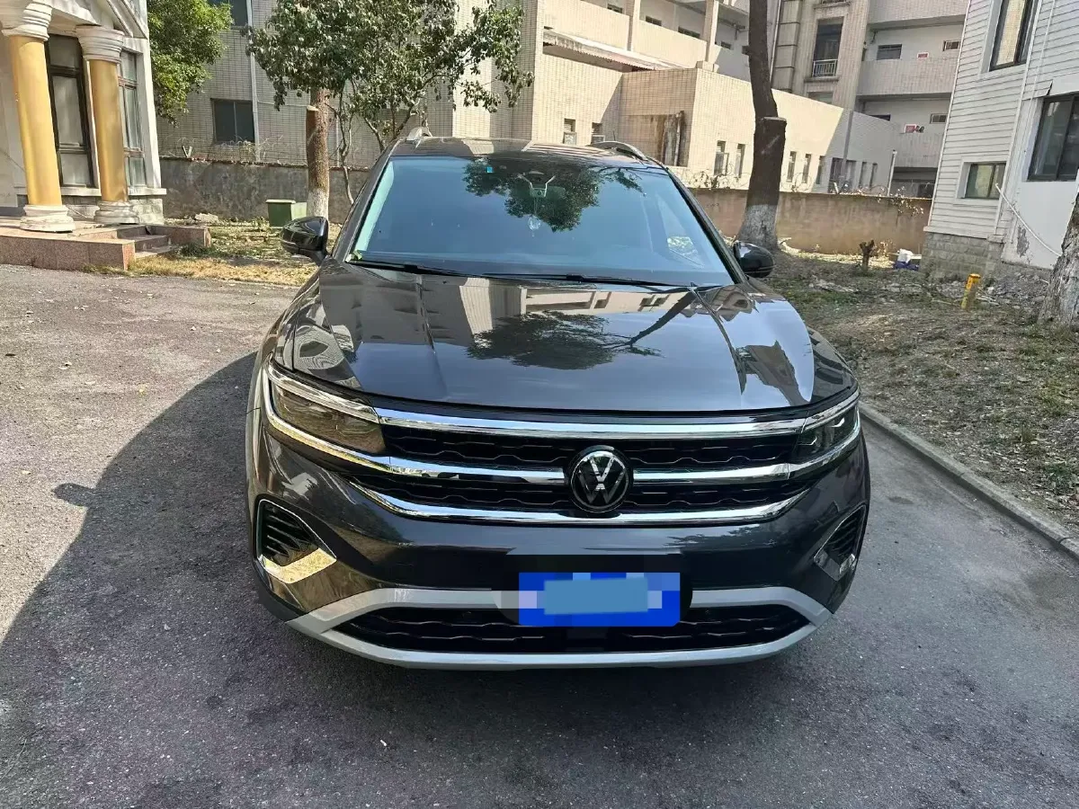 2023 Volkswagen Talagon 2.0T 220HP L4 7DCT,autocango,china used car exporter,china ev exporter,chinese used car exporter,chinese used ev exporter