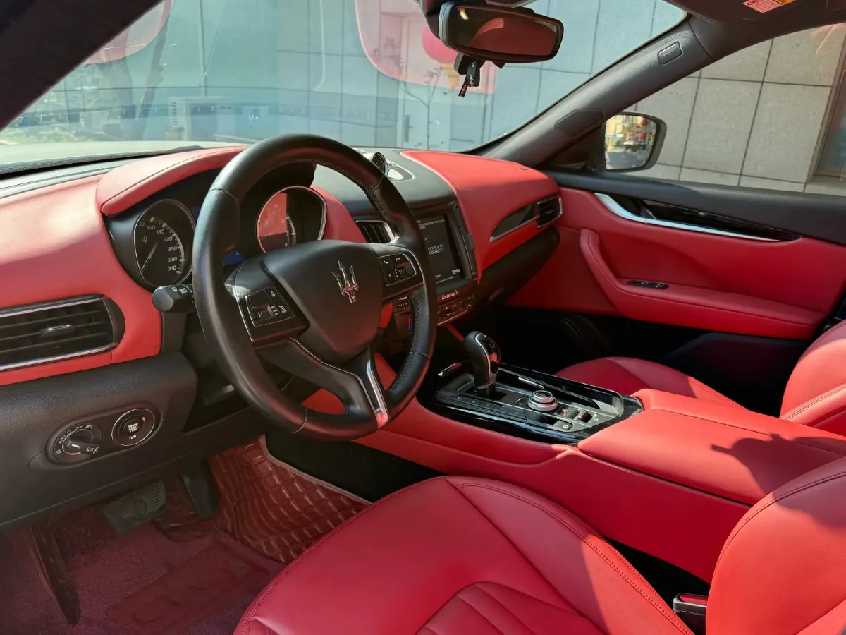 2018 Jaguar XJ 3.0T 340HP V6 8AT,autocango,china used car exporter,china ev exporter,chinese used car exporter,chinese used ev exporter