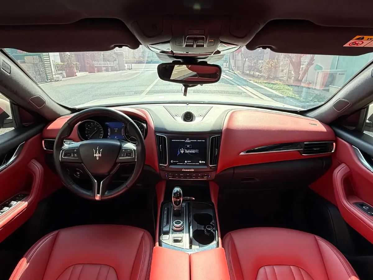 2018 Jaguar XJ 3.0T 340HP V6 8AT,autocango,china used car exporter,china ev exporter,chinese used car exporter,chinese used ev exporter