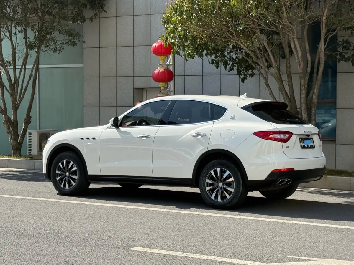 2018 Jaguar XJ 3.0T 340HP V6 8AT,autocango,china used car exporter,china ev exporter,chinese used car exporter,chinese used ev exporter