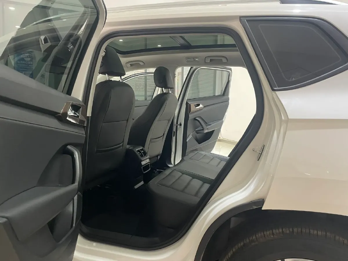 2021 Volkswagen Tharu 1.4T 150HP L4 7DCT,autocango,china used car exporter,china ev exporter,chinese used car exporter,chinese used ev exporter