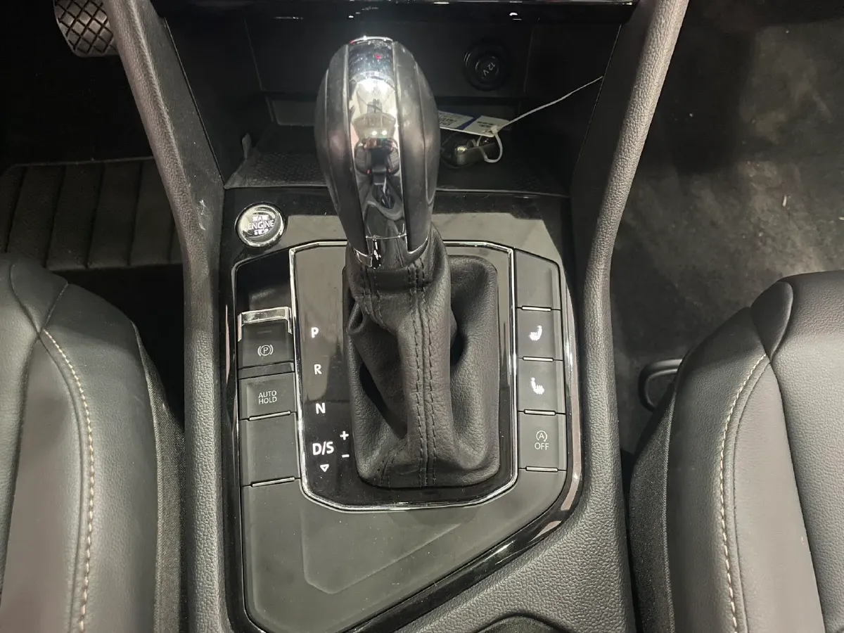 2021 Volkswagen Tharu 1.4T 150HP L4 7DCT,autocango,china used car exporter,china ev exporter,chinese used car exporter,chinese used ev exporter