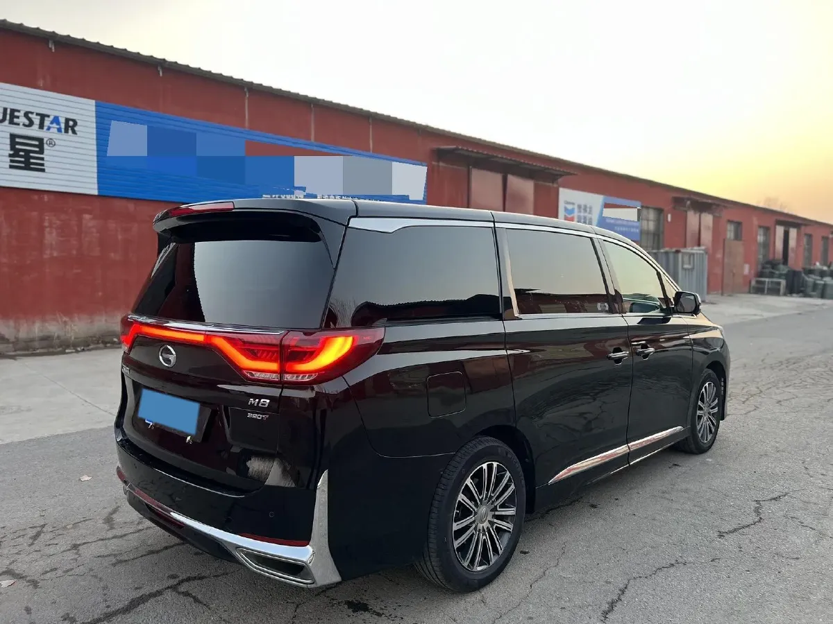 2021 GAC Trumpchi M8 2.0T 252HP L4 8AT,autocango,china used car exporter,china ev exporter,chinese used car exporter,chinese used ev exporter