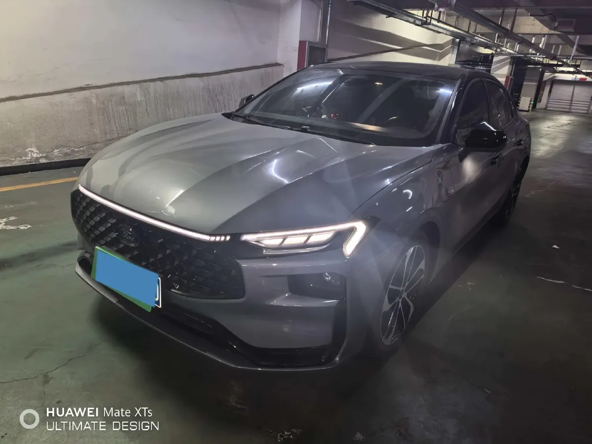 2022 Ford Mondeo 2.0T 238HP L4 8AT,autocango,china used car exporter,china ev exporter,chinese used car exporter,chinese used ev exporter