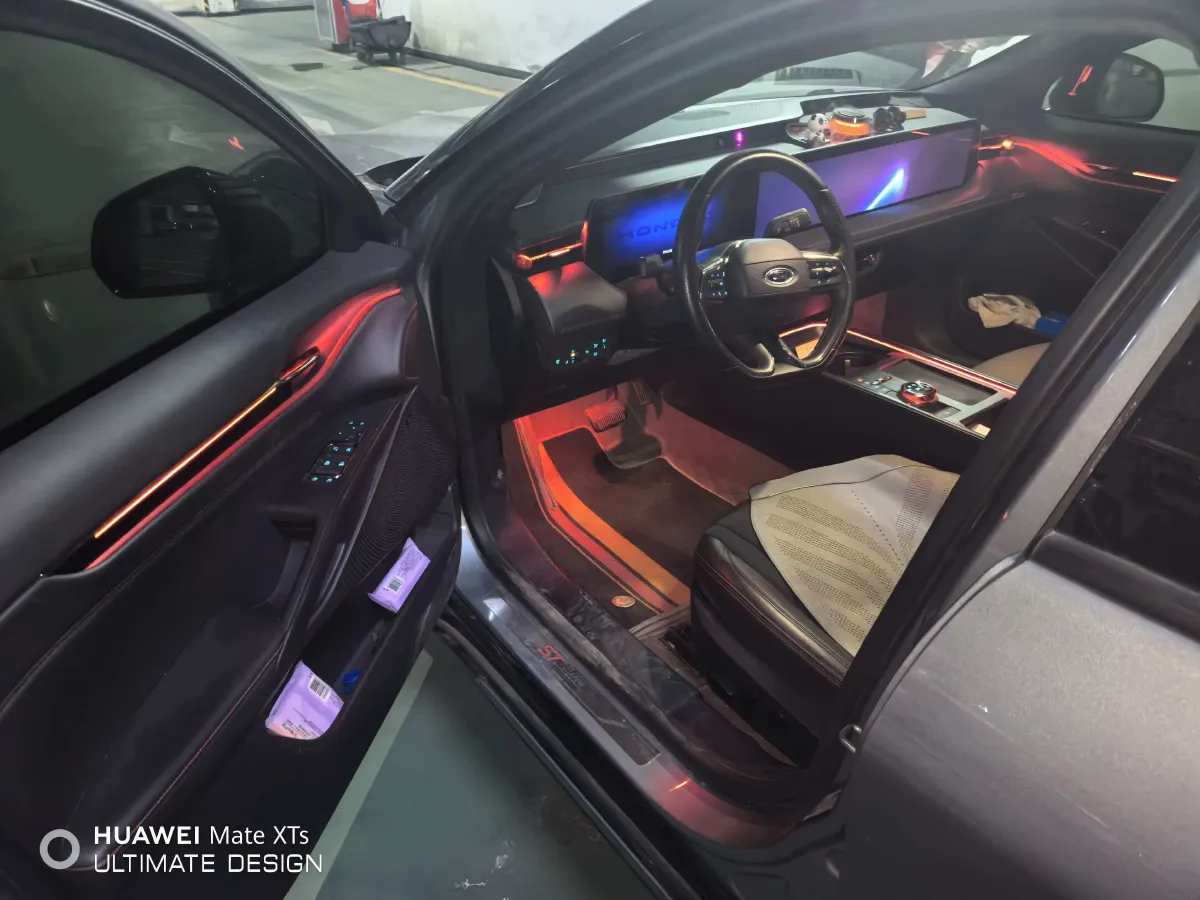 2022 Ford Mondeo 2.0T 238HP L4 8AT,autocango,china used car exporter,china ev exporter,chinese used car exporter,chinese used ev exporter