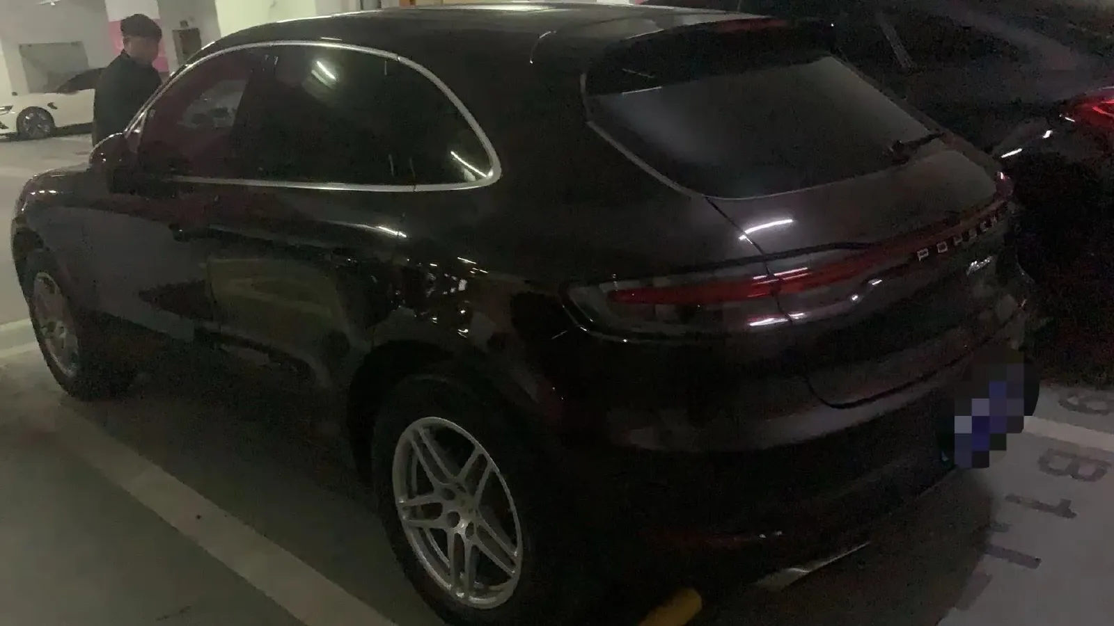 2018 Porsche Macan 2.0T 252HP L4 7DCT,autocango,china used car exporter,china ev exporter,chinese used car exporter,chinese used ev exporter