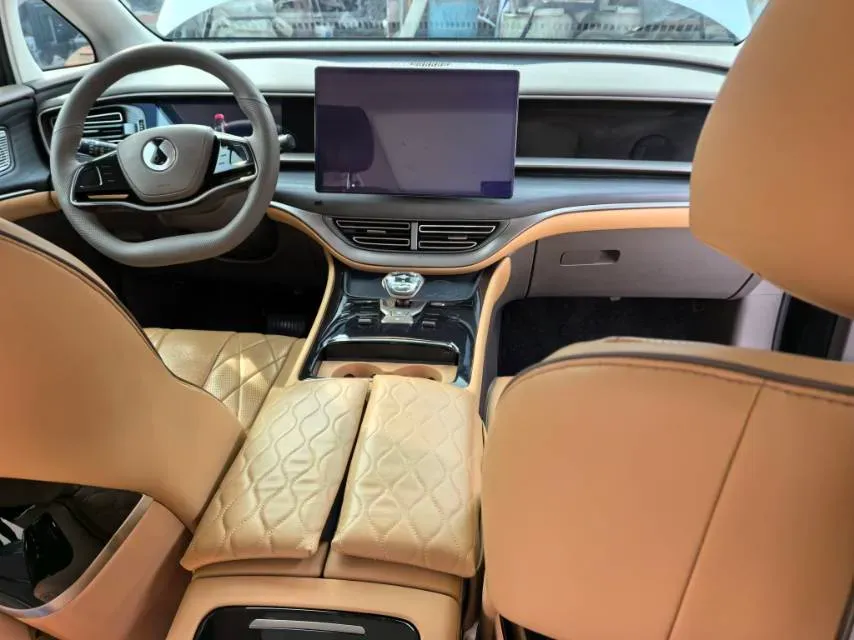 2022 Mercedes-Benz GLC Class 2.0T 197HP L4 9AT,autocango,china used car exporter,china ev exporter,chinese used car exporter,chinese used ev exporter