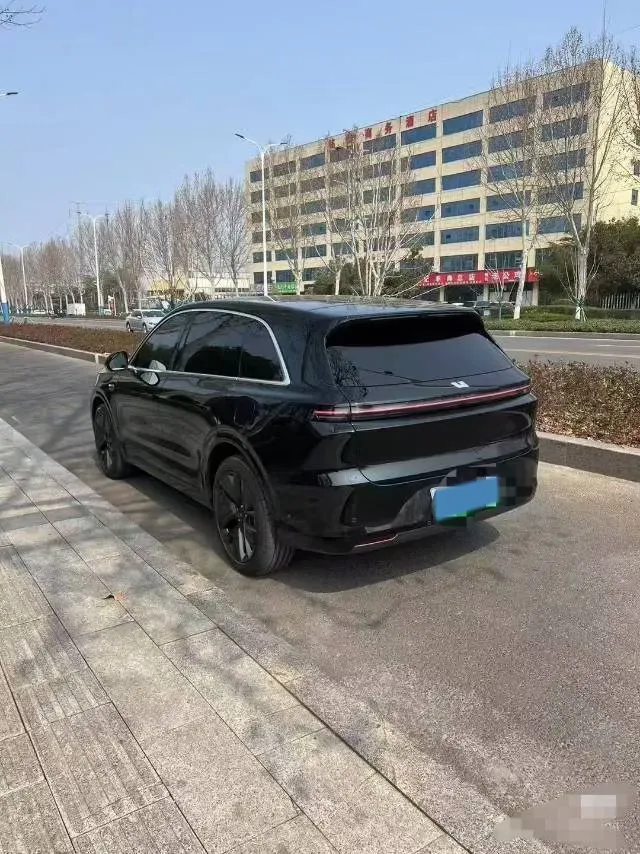 2024 Li L6 Range Extended 154HP L4 REEV 36.8KWH,autocango,china used car exporter,china ev exporter,chinese used car exporter,chinese used ev exporter