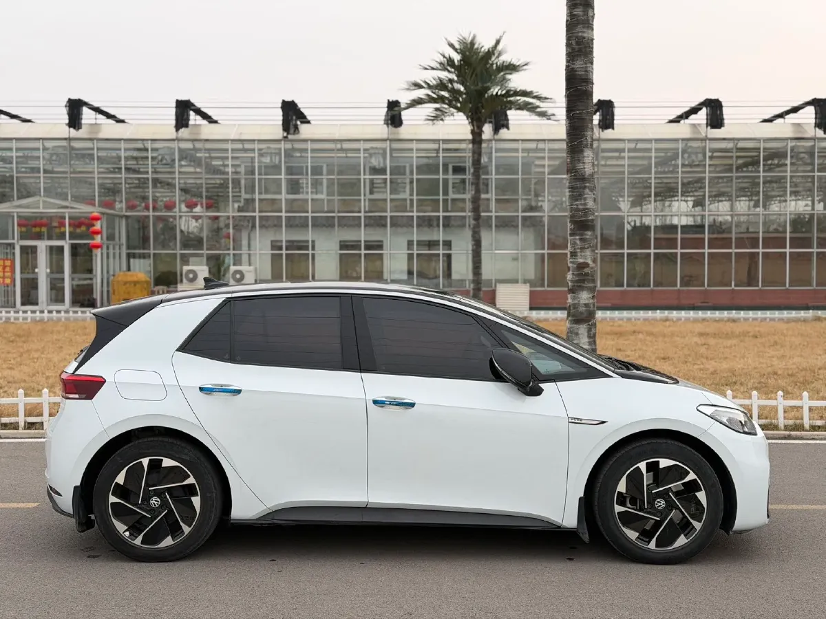 2023 MAXUS G50 1.5T 181HP L4 7DCT,autocango,china used car exporter,china ev exporter,chinese used car exporter,chinese used ev exporter