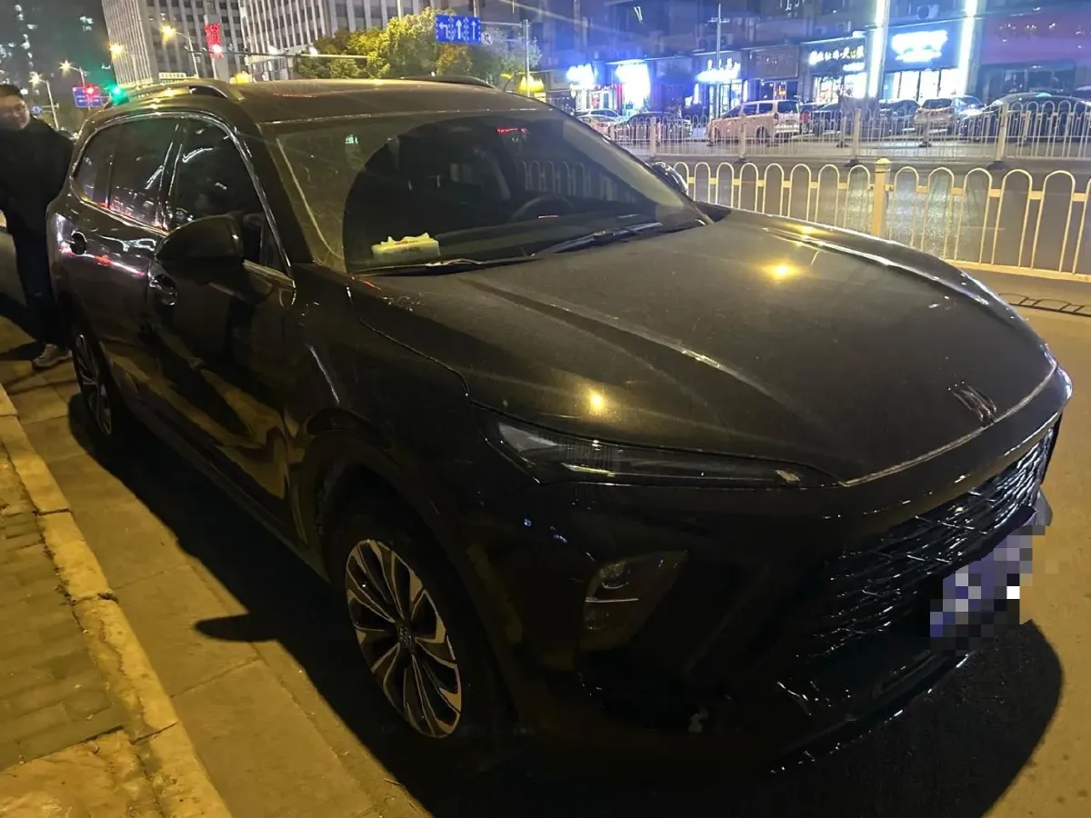 2025 Buick EnvisionPlus 2.0T 237HP L4 9AT,autocango,china used car exporter,china ev exporter,chinese used car exporter,chinese used ev exporter