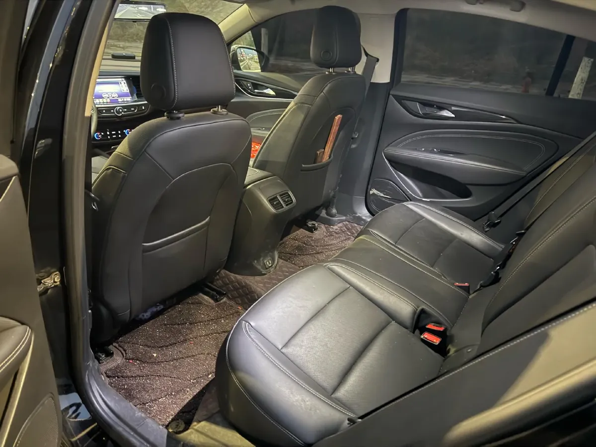 2025 Buick Regal 2.0T 237HP L4 9AT,autocango,china used car exporter,china ev exporter,chinese used car exporter,chinese used ev exporter