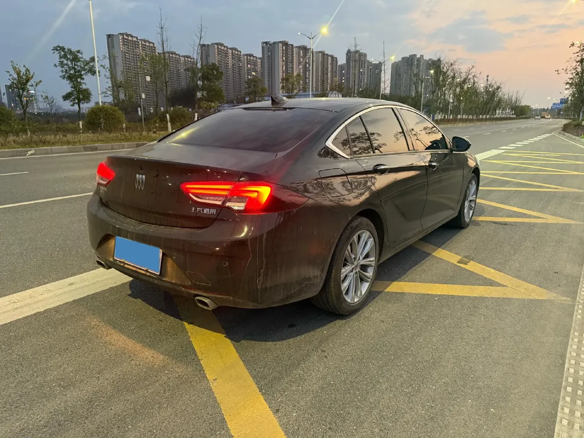 2025 Buick Regal 2.0T 237HP L4 9AT,autocango,china used car exporter,china ev exporter,chinese used car exporter,chinese used ev exporter