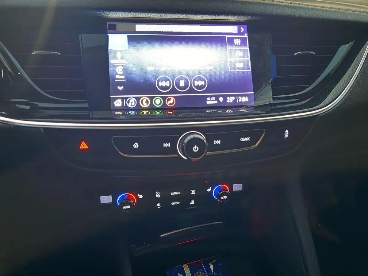 2025 Buick Regal 2.0T 237HP L4 9AT,autocango,china used car exporter,china ev exporter,chinese used car exporter,chinese used ev exporter