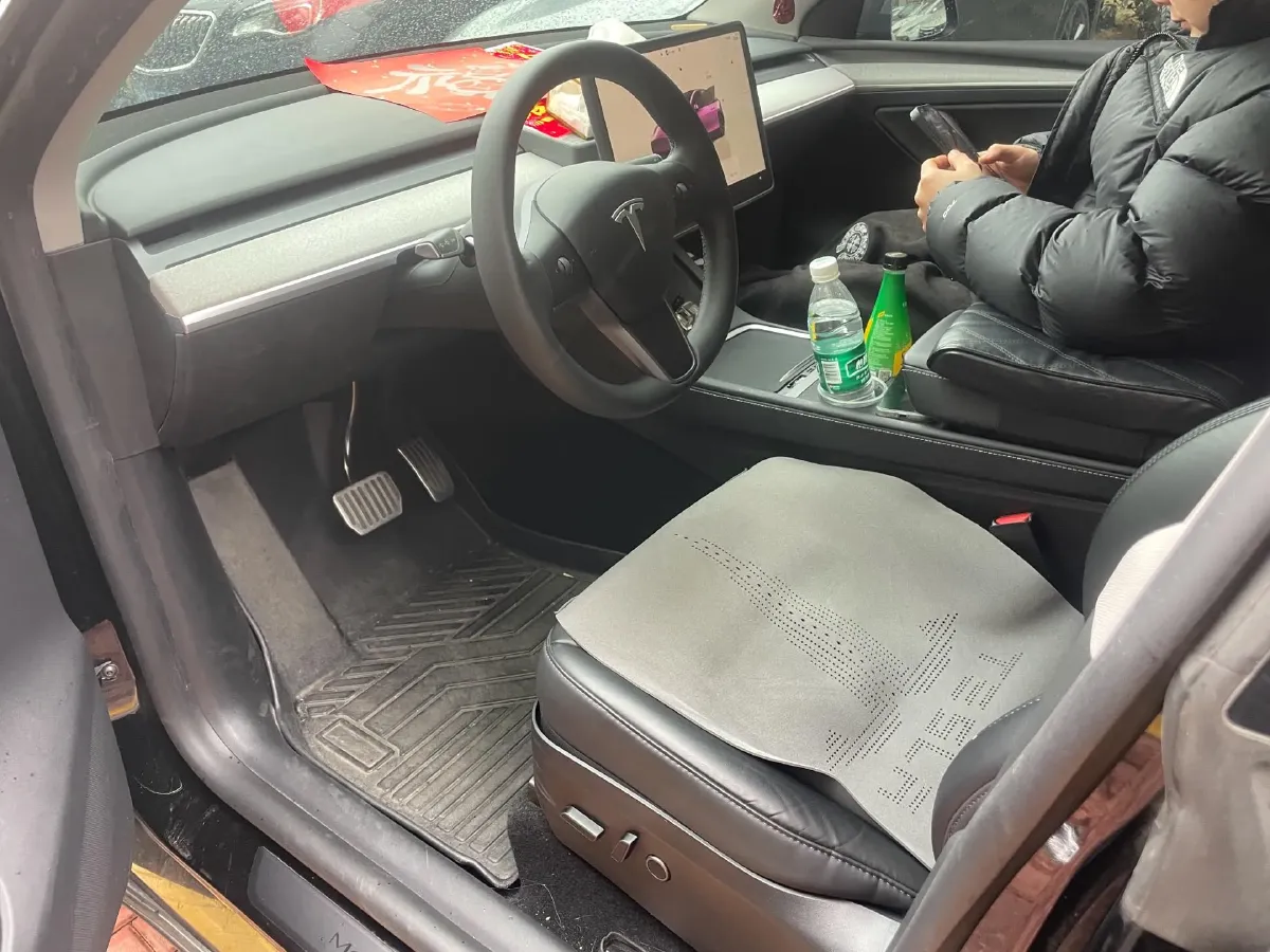 2024 Tesla Model Y BEV 78.4KWH,autocango,china used car exporter,china ev exporter,chinese used car exporter,chinese used ev exporter