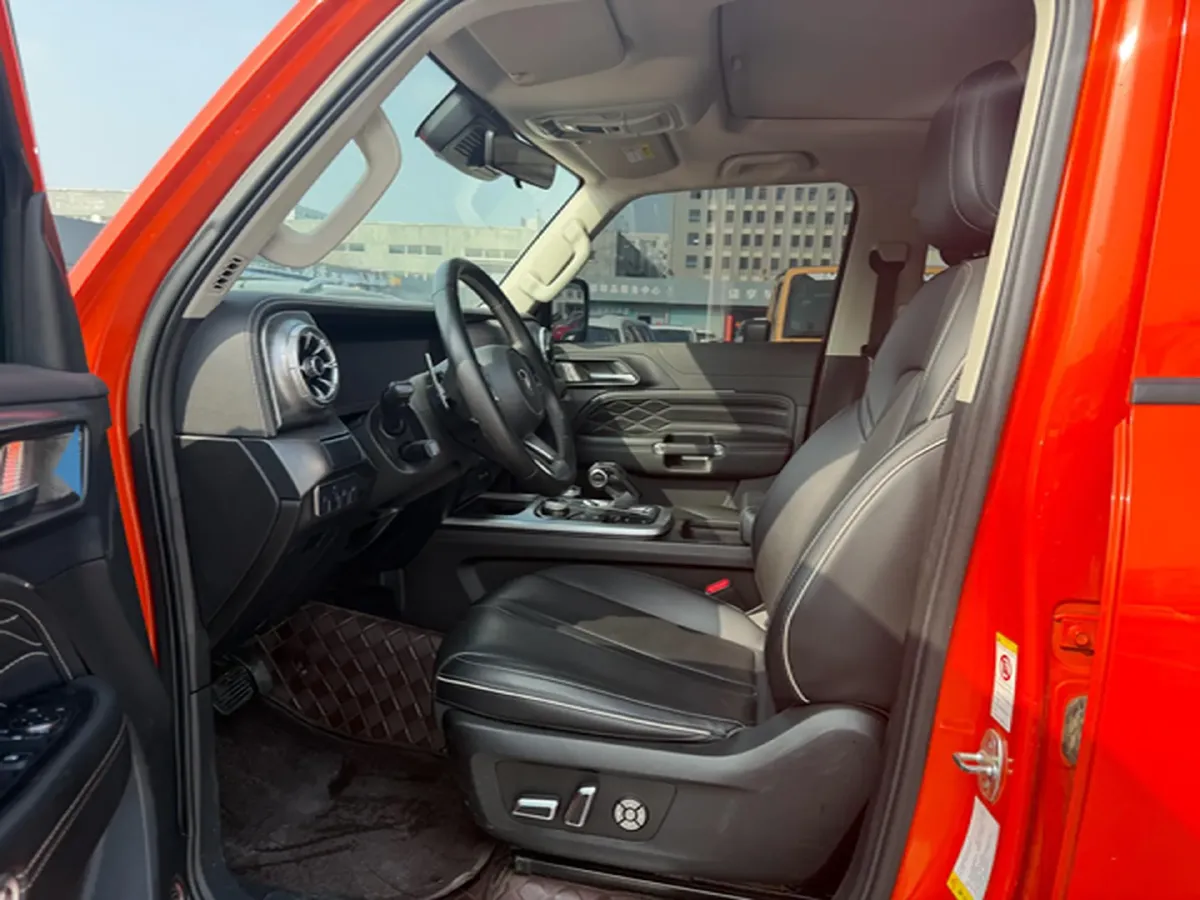 2021 Tank 300 2.0T 227HP L4 8AT,autocango,china used car exporter,china ev exporter,chinese used car exporter,chinese used ev exporter