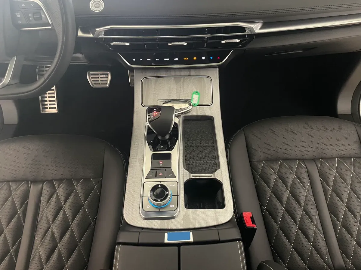 2023 Jetour X70 Plus 1.5T 156HP L4 6DCT,autocango,china used car exporter,china ev exporter,chinese used car exporter,chinese used ev exporter