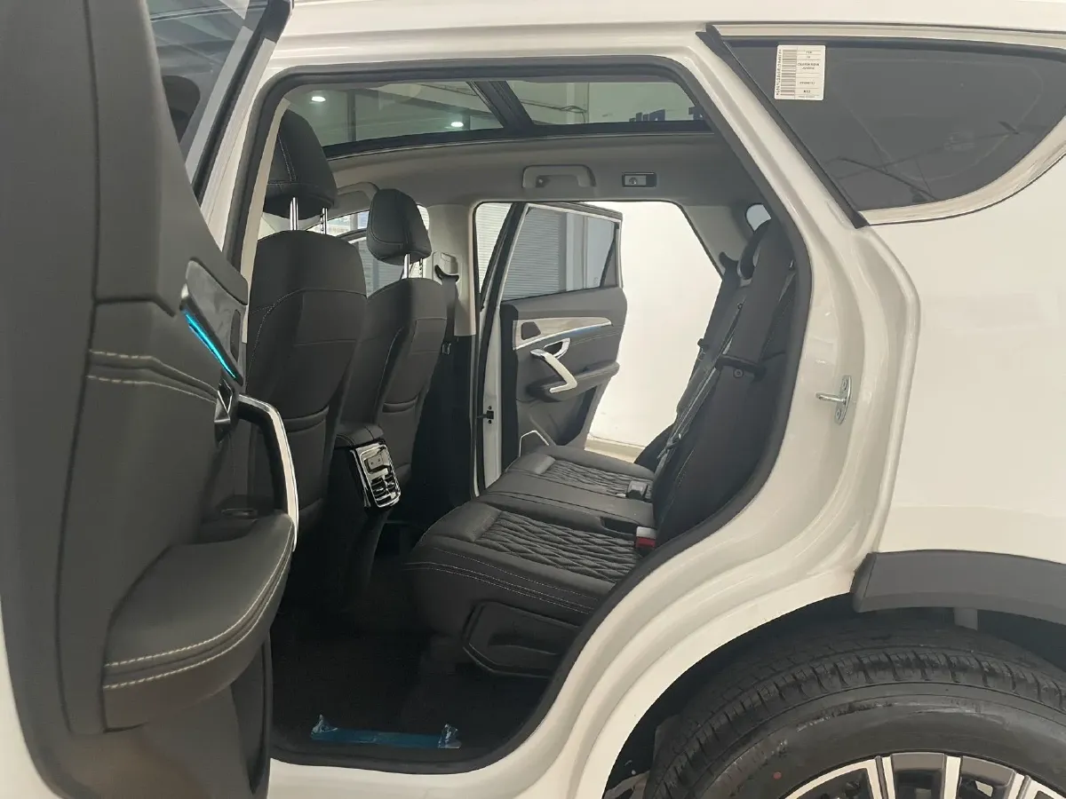 2023 Jetour X70 Plus 1.5T 156HP L4 6DCT,autocango,china used car exporter,china ev exporter,chinese used car exporter,chinese used ev exporter