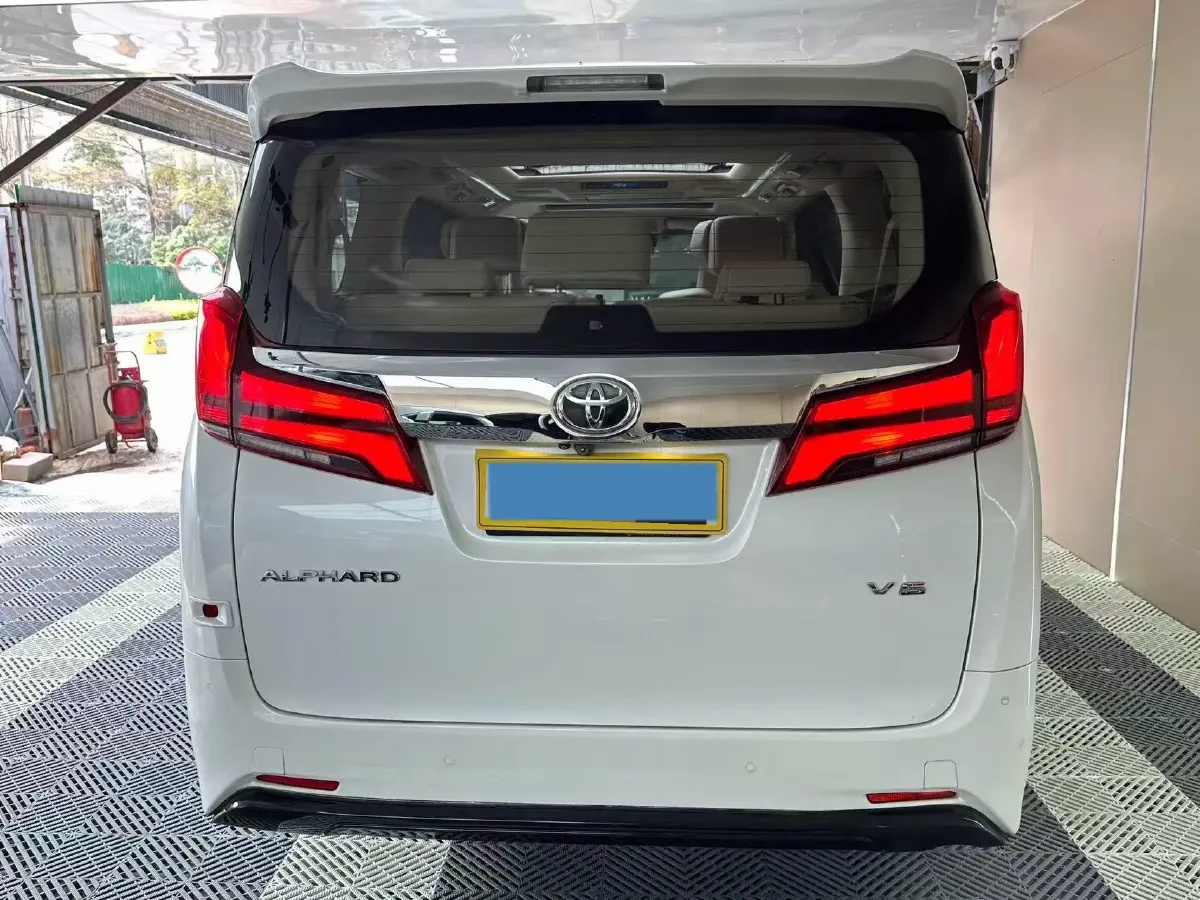 2018 Toyota Alphard 3.5L 301HP V6 8AT,autocango,china used car exporter,china ev exporter,chinese used car exporter,chinese used ev exporter