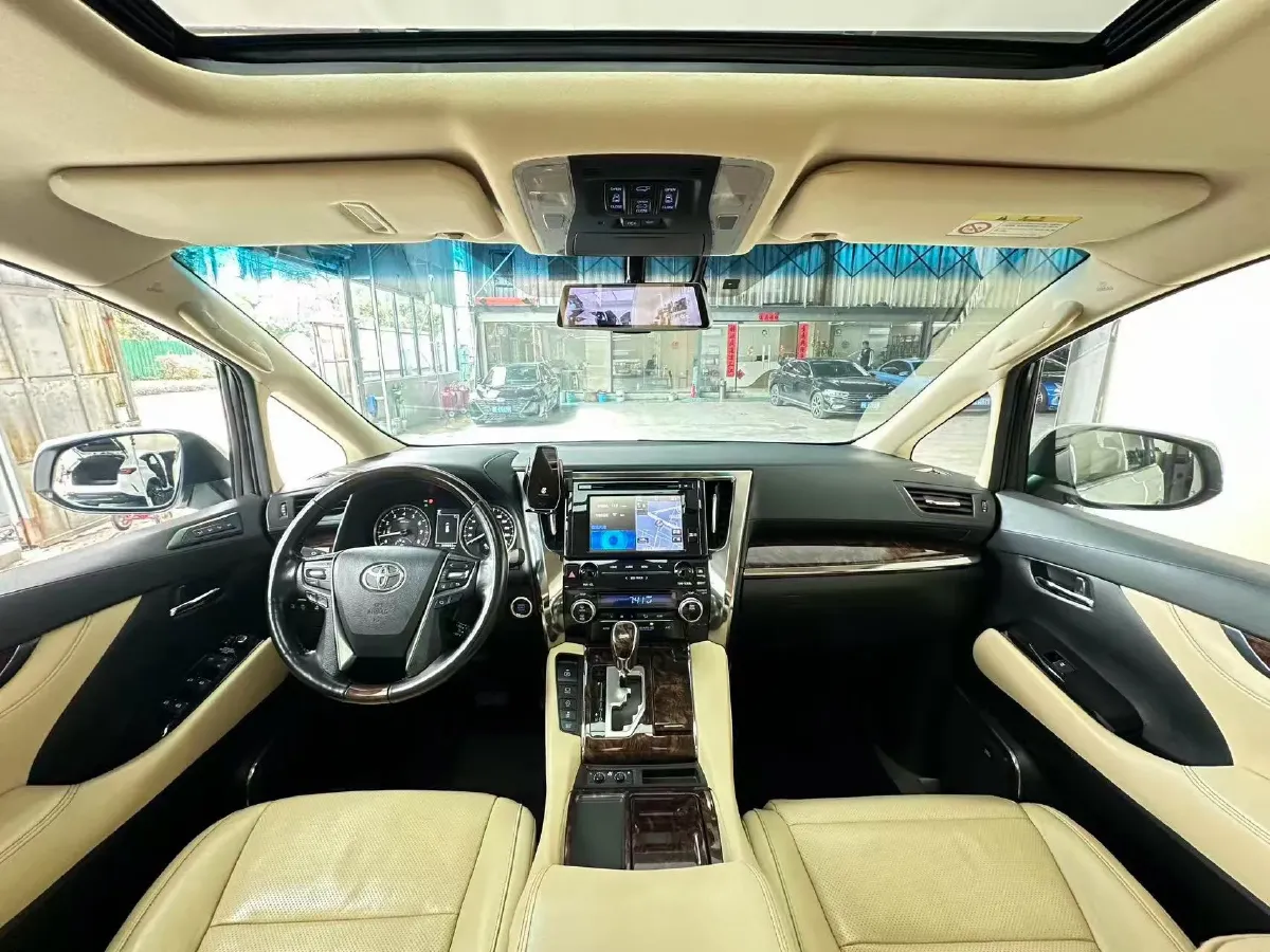 2018 Toyota Alphard 3.5L 301HP V6 8AT,autocango,china used car exporter,china ev exporter,chinese used car exporter,chinese used ev exporter