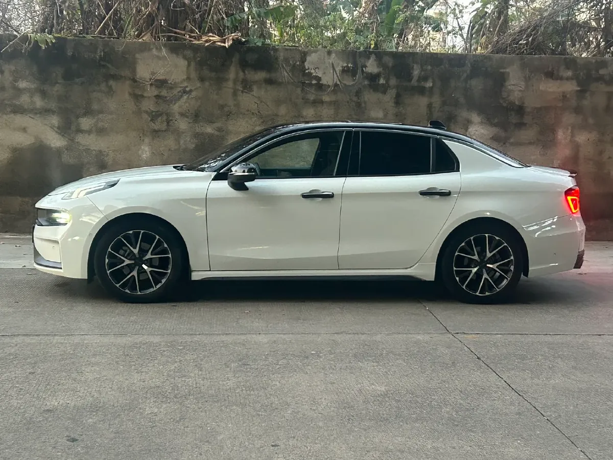 2019 LYNK&CO 03 2.0T 190HP L4 6AT,autocango,china used car exporter,china ev exporter,chinese used car exporter,chinese used ev exporter