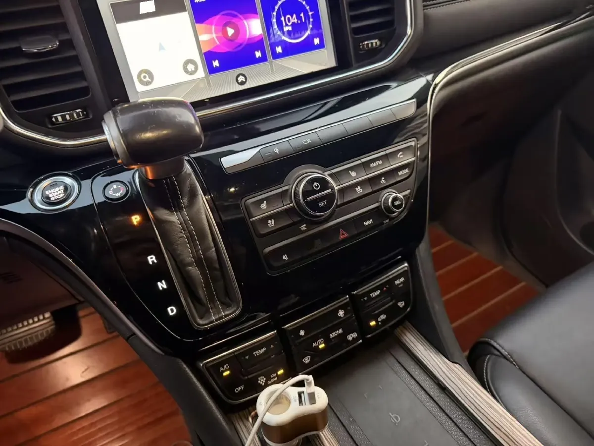 2020 GAC Trumpchi M8 2.0T 252HP L4 8AT,autocango,china used car exporter,china ev exporter,chinese used car exporter,chinese used ev exporter